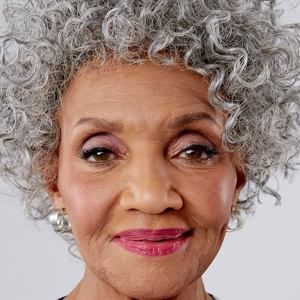 Meet your Posher, Jean